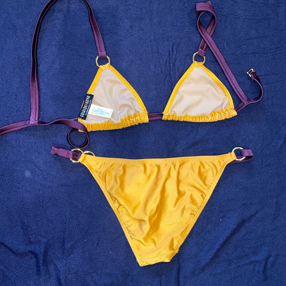 Triangle Bikini - Picture 3 of 4